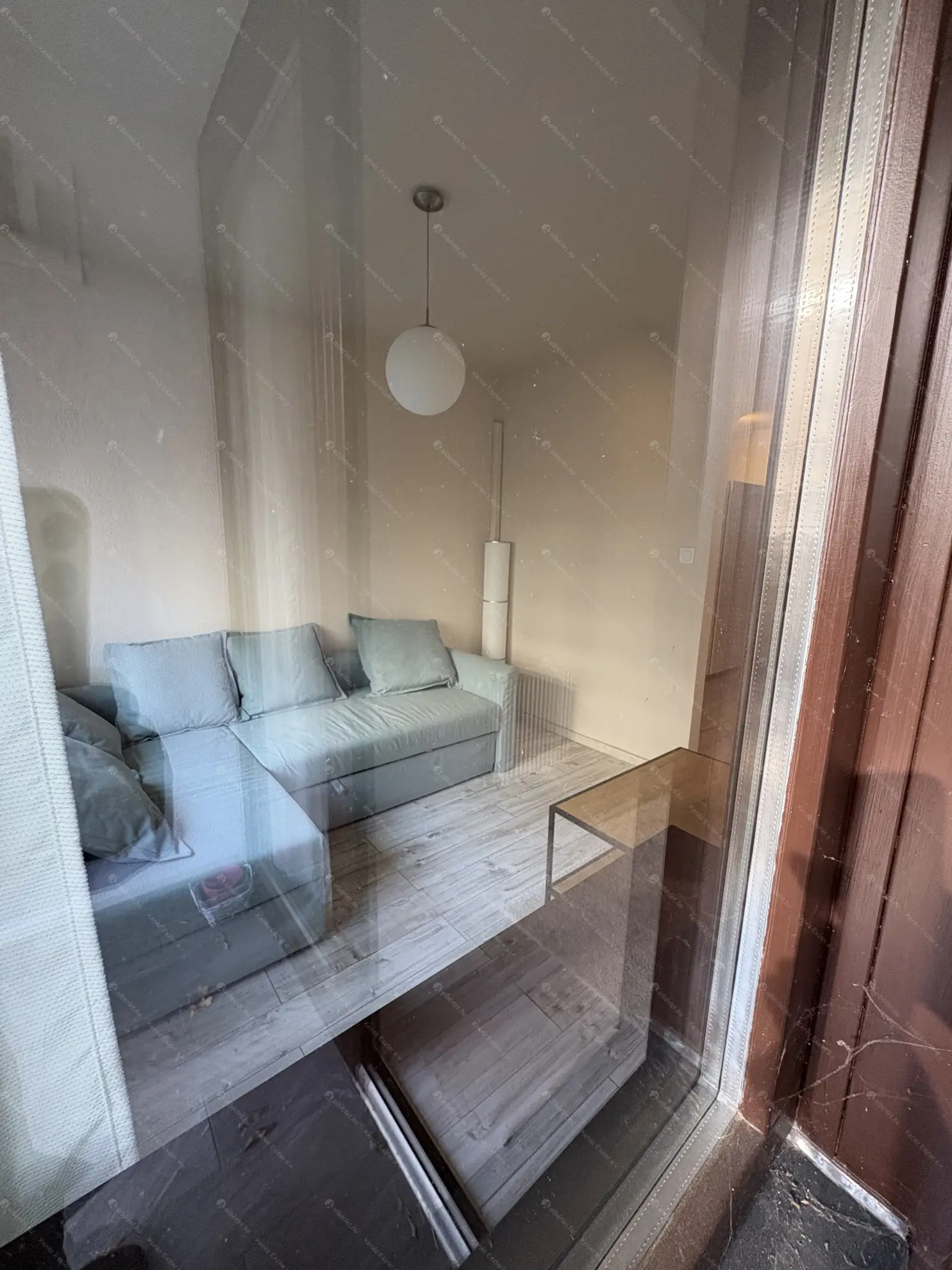 Kiadó albérlet 250000 Ft/hó áron: Budapest, XIII. kerület  Népfürdő utca. Mérete: 45 nm, 1 szobás | Alberlet.hu - 6598559