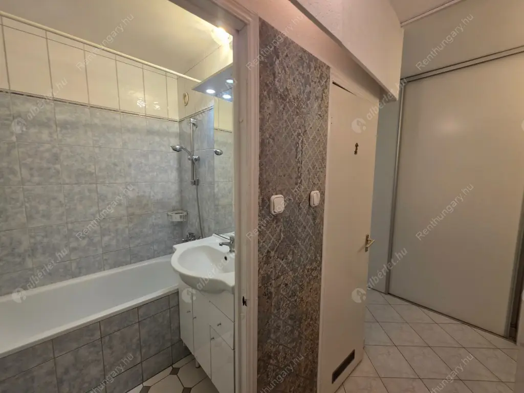 Kiadó albérlet 419000 Ft/hó áron: Budapest, XIII. kerület  Népfürdő utca. Mérete: 81 nm, 3 szobás | Alberlet.hu - 6636587