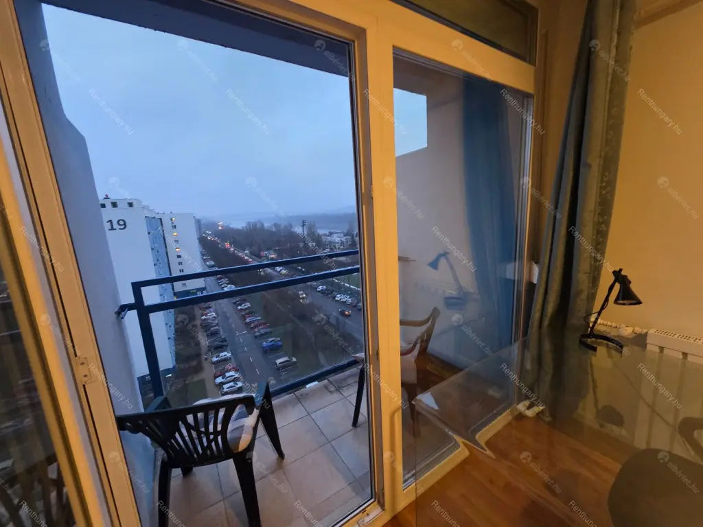 Kiadó albérlet 379000 Ft/hó áron: Budapest, XIII. kerület  Népfürdő utca. Mérete: 81 nm, 3 szobás | Alberlet.hu - 6642706