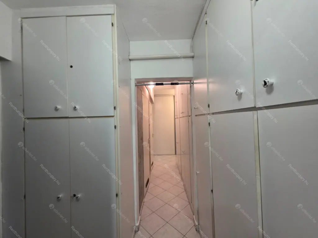 Kiadó albérlet 379000 Ft/hó áron: Budapest, XIII. kerület  Népfürdő utca. Mérete: 81 nm, 3 szobás | Alberlet.hu - 6642713