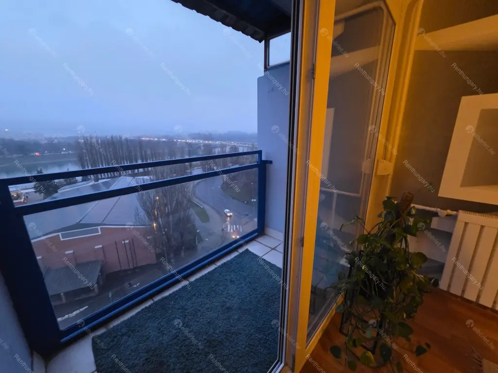 Kiadó albérlet 379000 Ft/hó áron: Budapest, XIII. kerület  Népfürdő utca. Mérete: 81 nm, 3 szobás | Alberlet.hu - 6642715