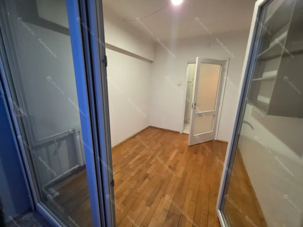 Kiadó albérlet 379000 Ft/hó áron: Budapest, XIII. kerület  Népfürdő utca. Mérete: 81 nm, 3 szobás | Alberlet.hu - 6642720