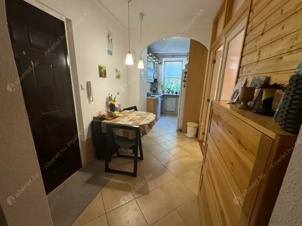 Kiadó albérlet 260000 Ft/hó áron: Budapest, XIII. kerület  Ördögmalom utca. Mérete: 60 nm, 3 szobás | Alberlet.hu - 6571020
