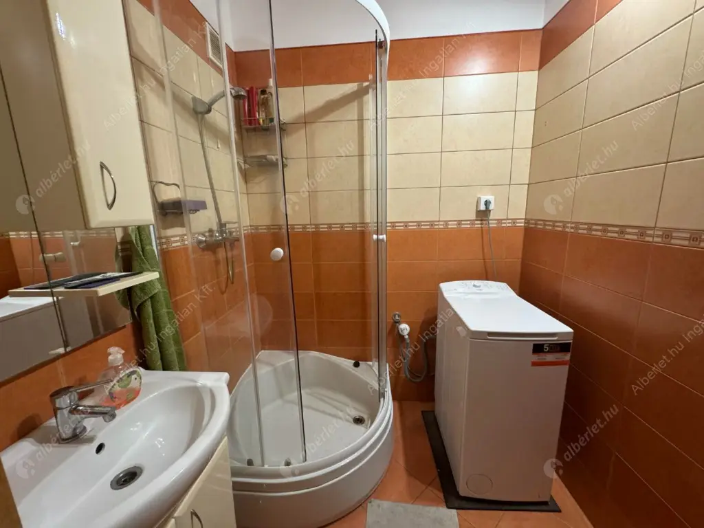 Kiadó albérlet 260000 Ft/hó áron: Budapest, XIII. kerület  Ördögmalom utca. Mérete: 60 nm, 3 szobás | Alberlet.hu - 6571028