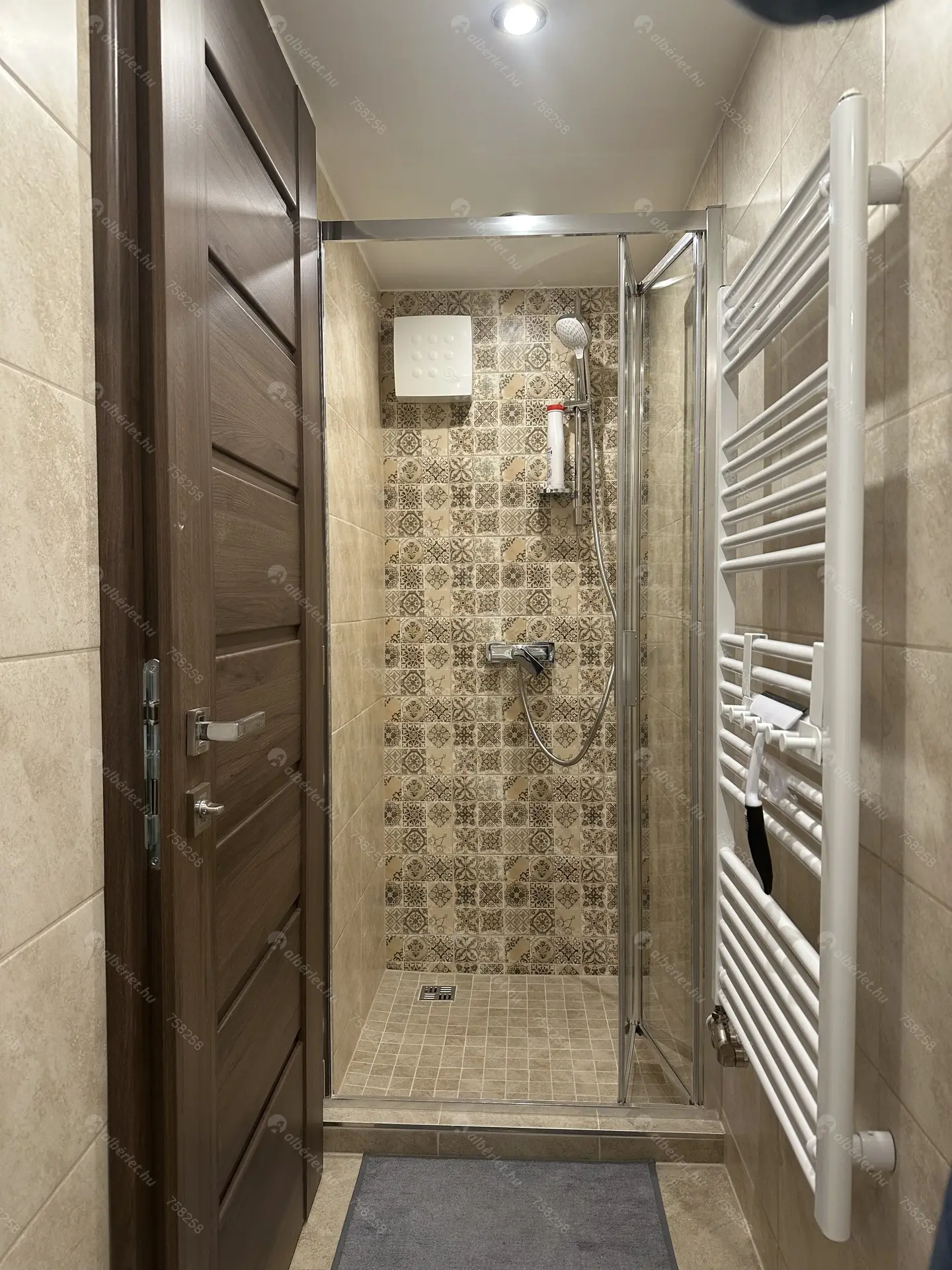 Kiadó albérlet 180000 Ft/hó áron: Budapest, XIII. kerület  Pannónia utca. Mérete: 31 nm, 1 szobás | Alberlet.hu - 6405894