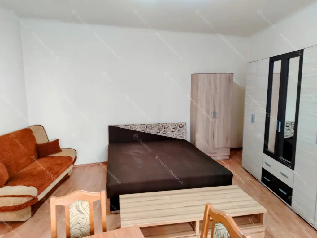 Kiadó albérlet 180000 Ft/hó áron: Budapest, XIII. kerület  Pannónia utca. Mérete: 36 nm, 1 szobás | Alberlet.hu - 6675091