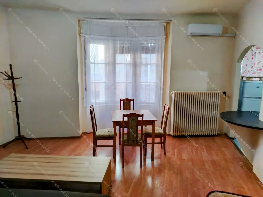 Kiadó albérlet 180000 Ft/hó áron: Budapest, XIII. kerület  Pannónia utca. Mérete: 36 nm, 1 szobás | Alberlet.hu - 6675092