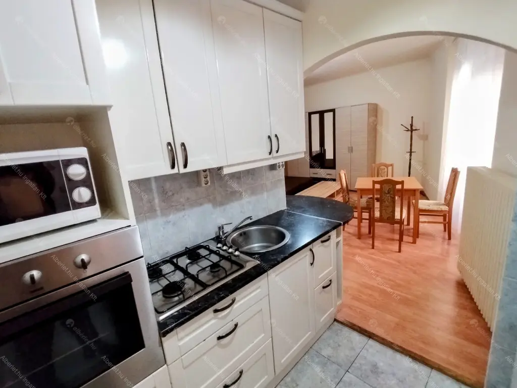 Kiadó albérlet 180000 Ft/hó áron: Budapest, XIII. kerület  Pannónia utca. Mérete: 36 nm, 1 szobás | Alberlet.hu - 6675096