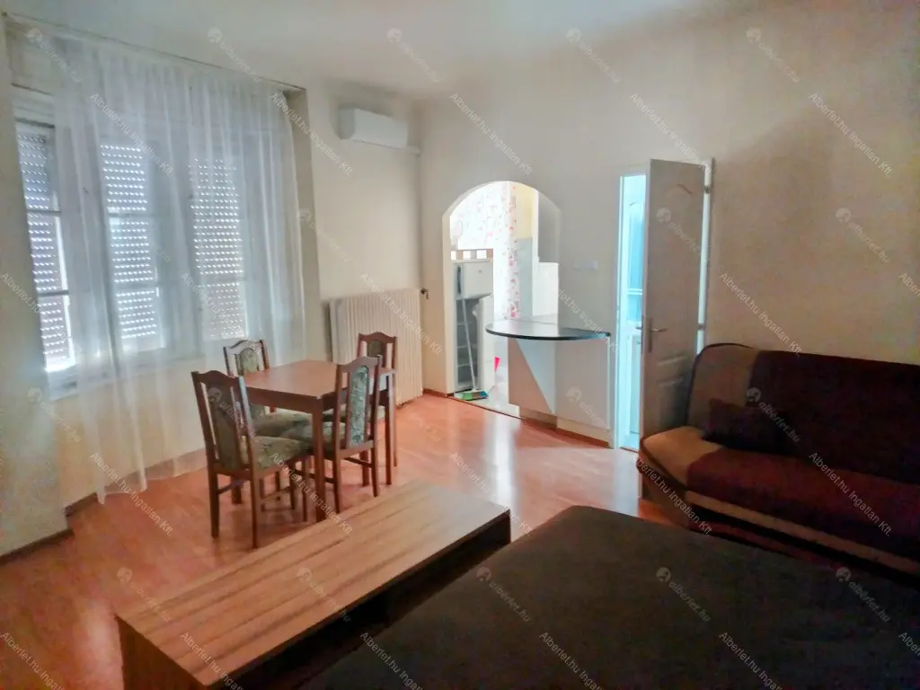 Kiadó albérlet 180000 Ft/hó áron: Budapest, XIII. kerület  Pannónia utca. Mérete: 36 nm, 1 szobás | Alberlet.hu - 6706713