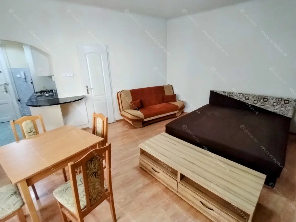 Kiadó albérlet 180000 Ft/hó áron: Budapest, XIII. kerület  Pannónia utca. Mérete: 36 nm, 1 szobás | Alberlet.hu - 6706724