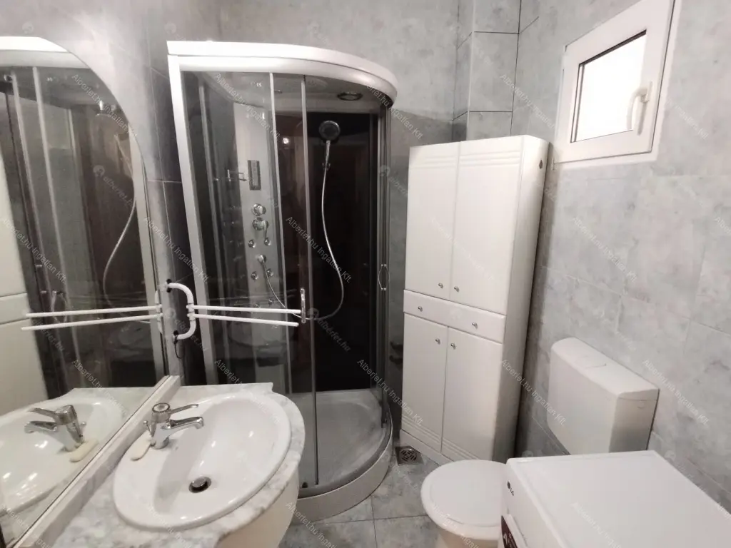 Kiadó albérlet 180000 Ft/hó áron: Budapest, XIII. kerület  Pannónia utca. Mérete: 36 nm, 1 szobás | Alberlet.hu - 6706727