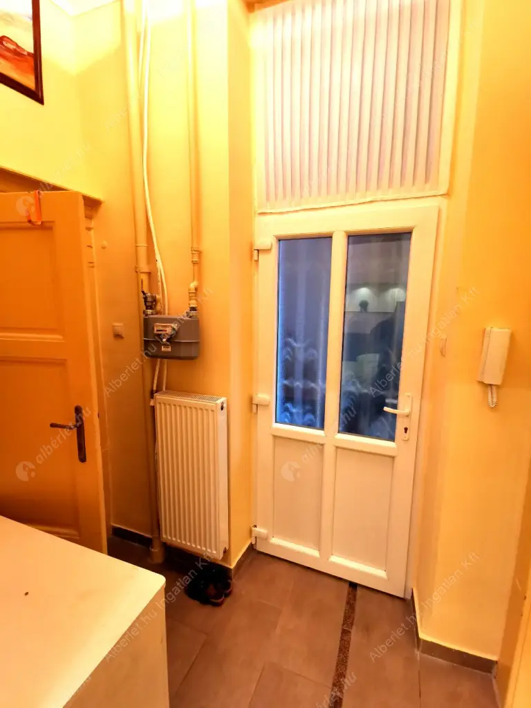 Kiadó albérlet 240000 Ft/hó áron: Budapest, XIII. kerület  Pannónia utca. Mérete: 38 nm, 1 szobás | Alberlet.hu - 6624053