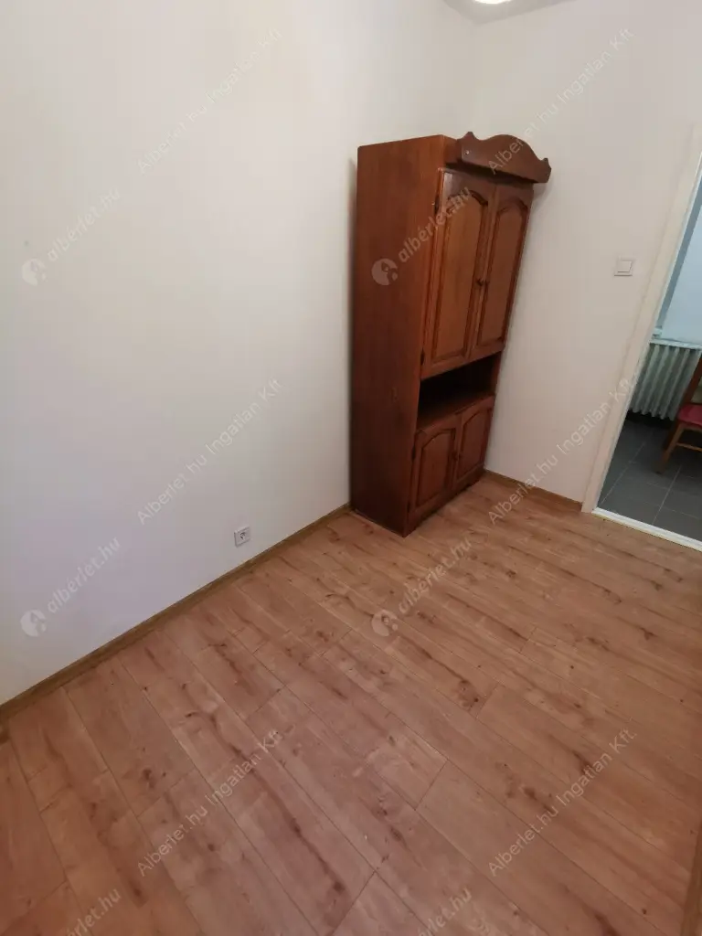 Kiadó albérlet 300000 Ft/hó áron: Budapest, XIII. kerület  Pannónia utca. Mérete: 38 nm, 1 szobás | Alberlet.hu - 6591750