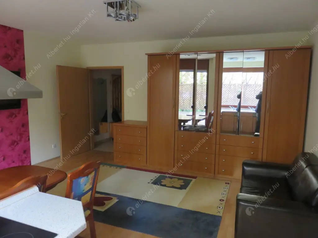 Kiadó albérlet 330000 Ft/hó áron: Budapest, XIII. kerület  Pannónia utca. Mérete: 57 nm, 2 szobás | Alberlet.hu - 6517684