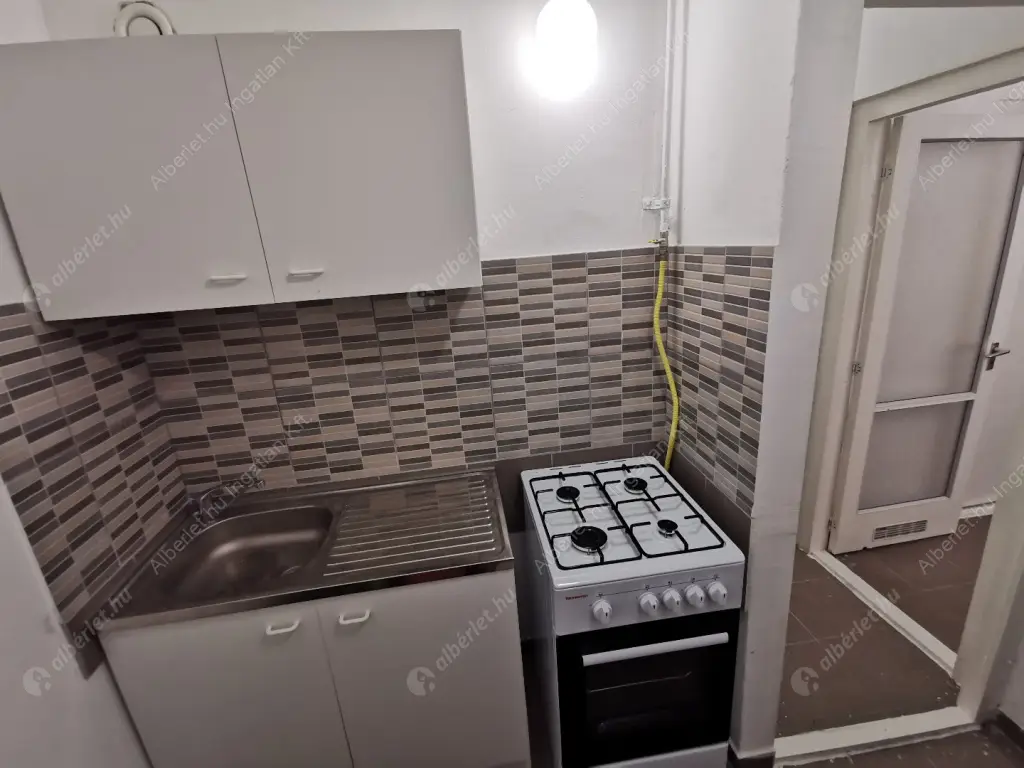 Kiadó albérlet 300000 Ft/hó áron: Budapest, XIII. kerület  Pannónia utca. Mérete: 58 nm, 1 szobás | Alberlet.hu - 6592606