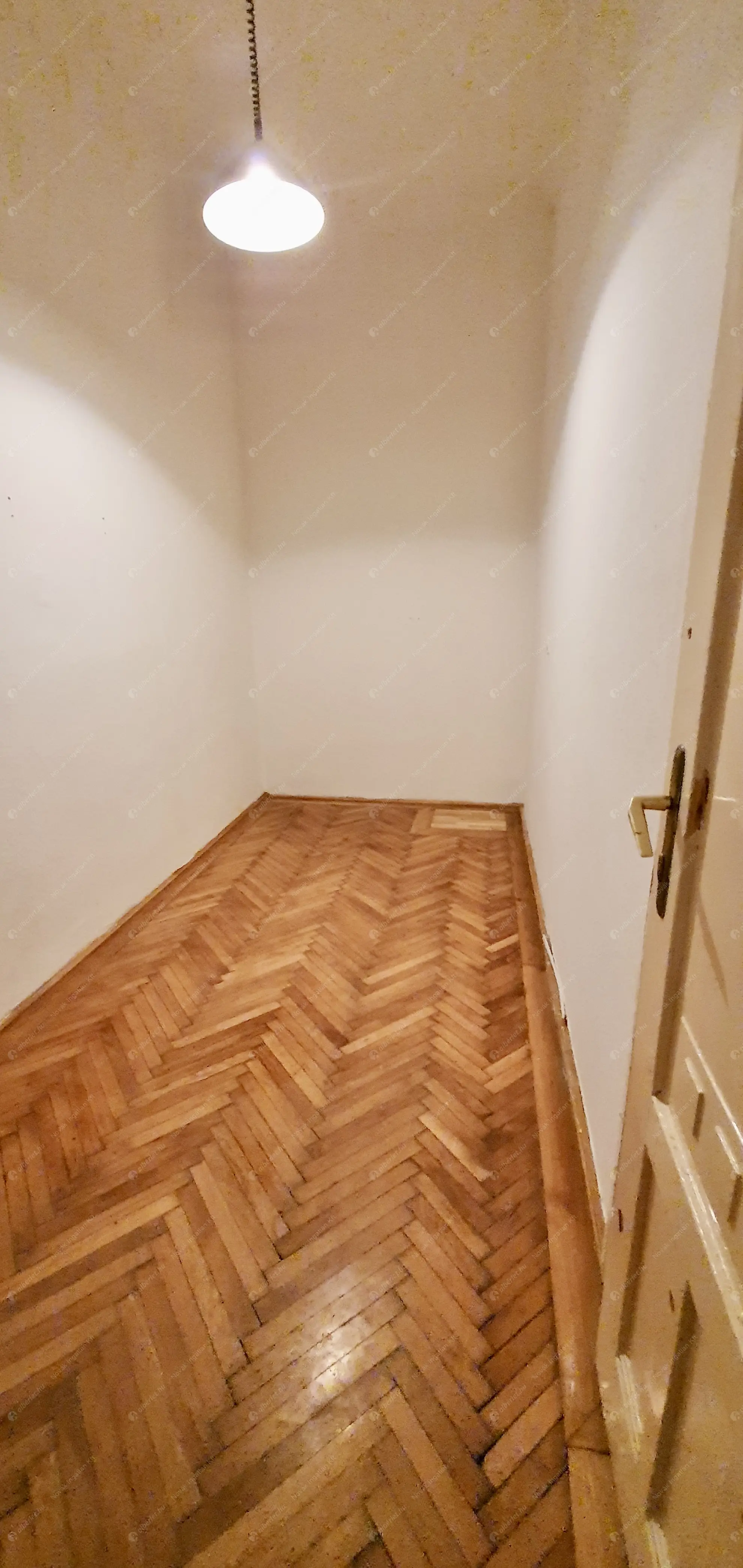 Kiadó albérlet 320000 Ft/hó áron: Budapest, XIII. kerület  Pannónia utca. Mérete: 80 nm, 3 szobás | Alberlet.hu - 6575255