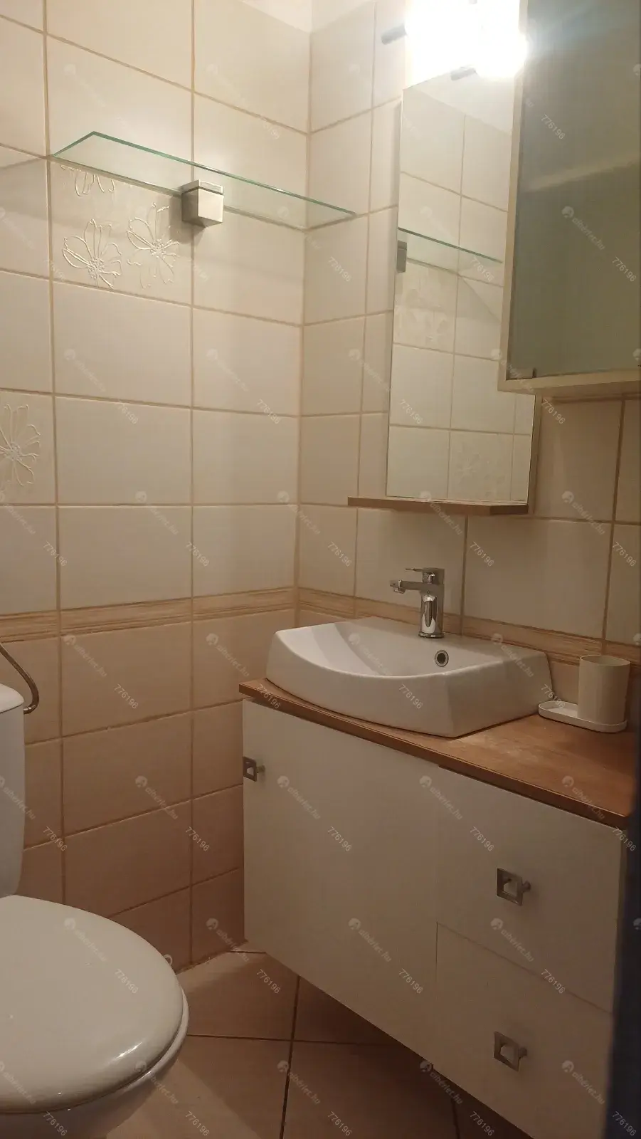 Kiadó albérlet 160000 Ft/hó áron: Budapest, XIII. kerület  Pap Károly utca. Mérete: 25 nm, 1 szobás | Alberlet.hu - 6681495