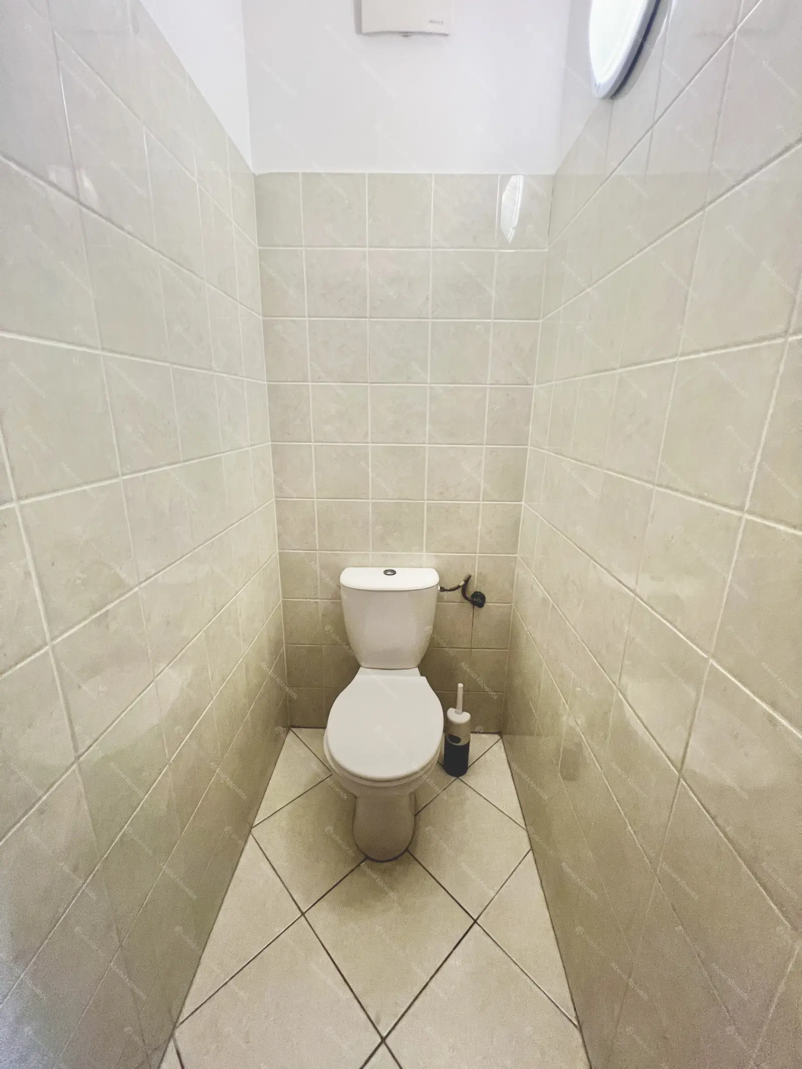 Kiadó albérlet 200000 Ft/hó áron: Budapest, XIII. kerület  Pap Károly utca. Mérete: 37 nm, 1 szobás | Alberlet.hu - 6658539