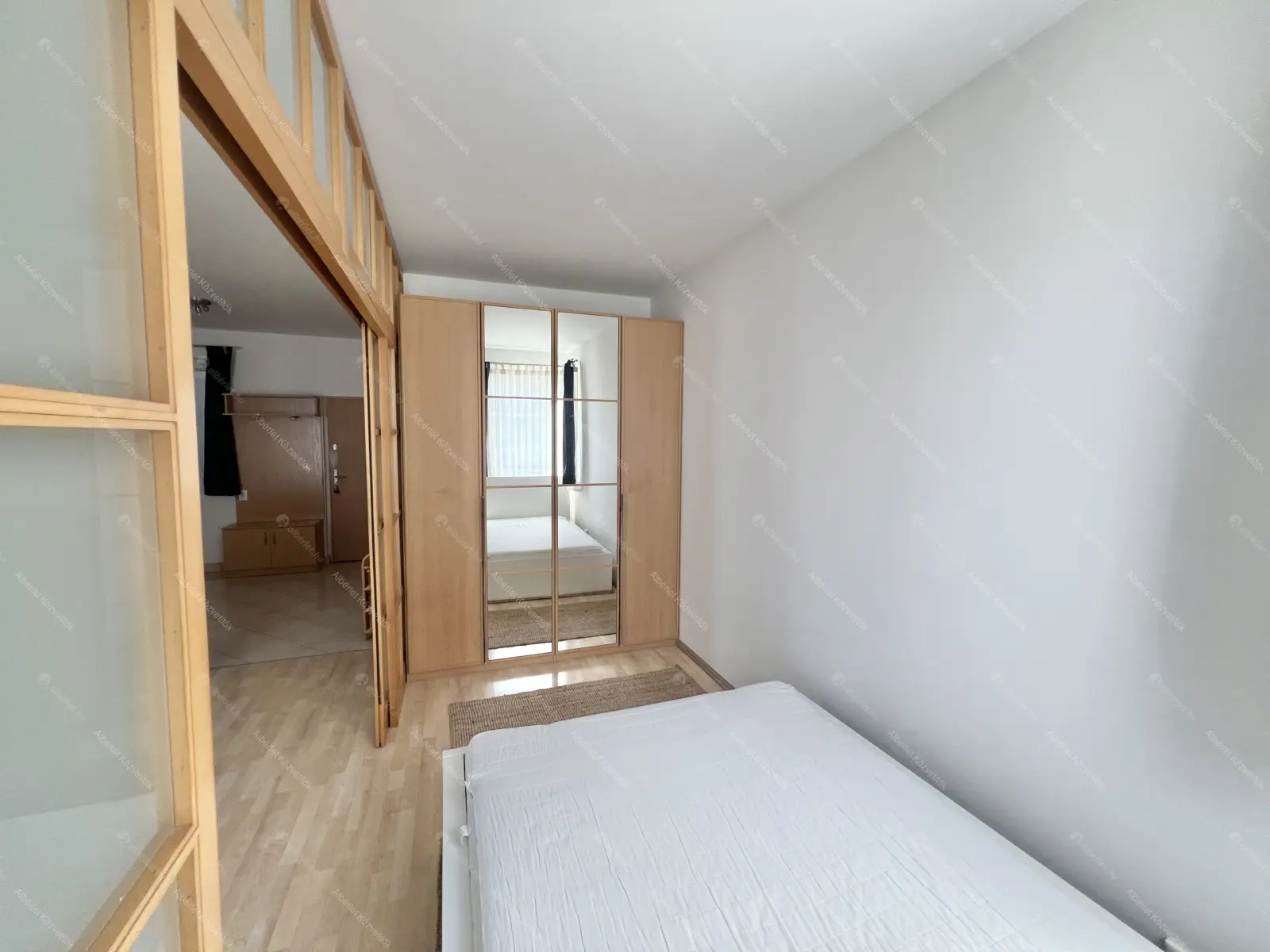 Kiadó albérlet 200000 Ft/hó áron: Budapest, XIII. kerület  Pap Károly utca. Mérete: 37 nm, 1 szobás | Alberlet.hu - 6695910