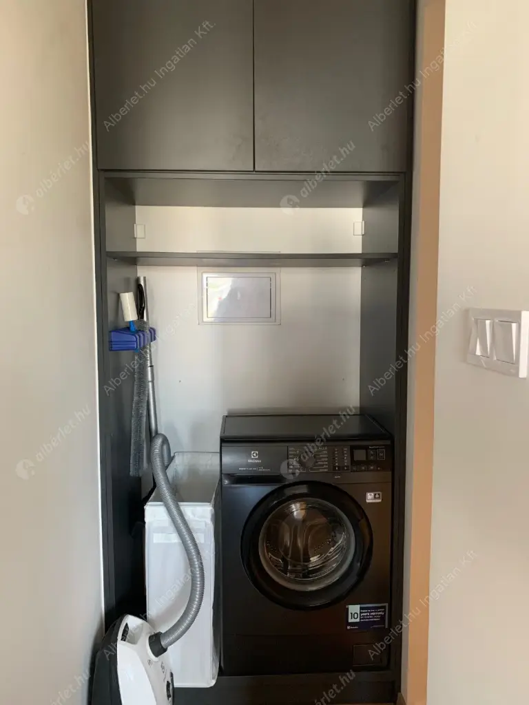 Kiadó albérlet 220000 Ft/hó áron: Budapest, XIII. kerület  Petneházy utca. Mérete: 29 nm, 1 szobás | Alberlet.hu - 6598382