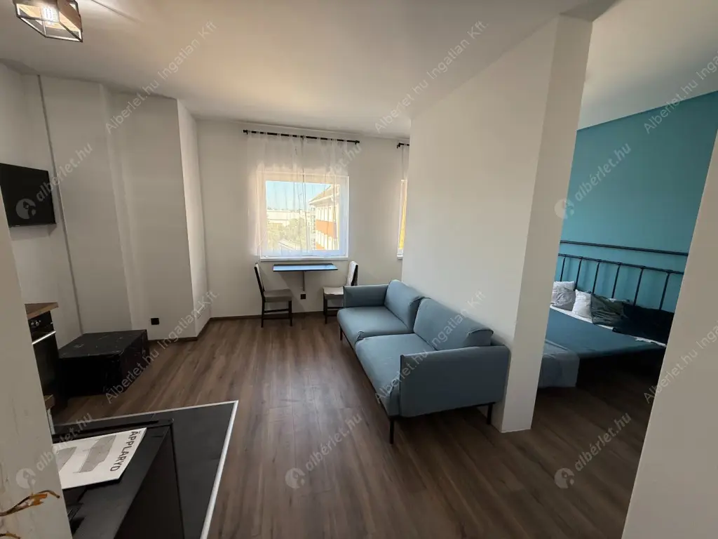 Kiadó albérlet 275000 Ft/hó áron: Budapest, XIII. kerület  Petneházy utca. Mérete: 31 nm, 1 szobás | Alberlet.hu - 6590176