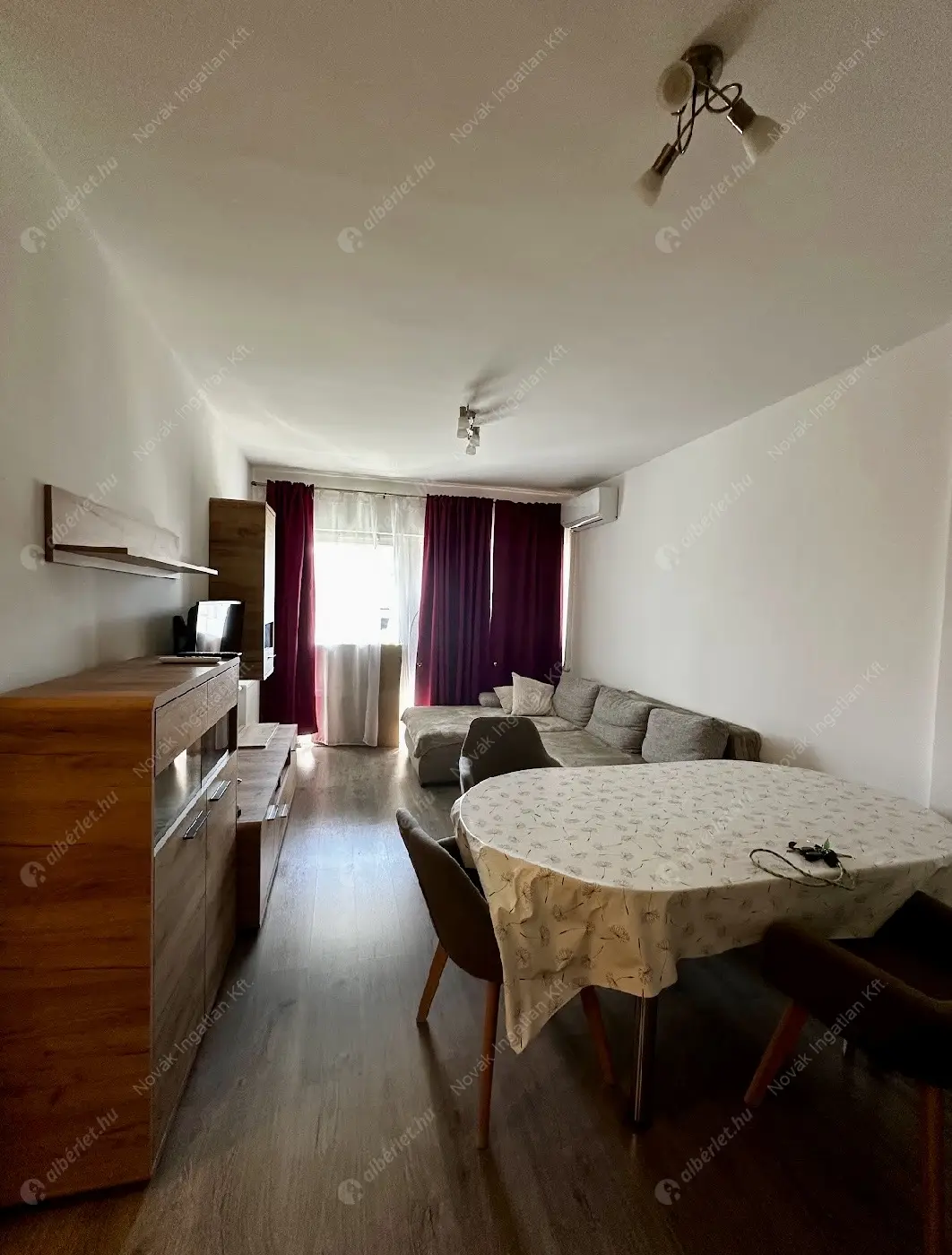 Kiadó albérlet 300000 Ft/hó áron: Budapest, XIII. kerület  Petneházy utca. Mérete: 65 nm, 3 szobás | Alberlet.hu - 6574213