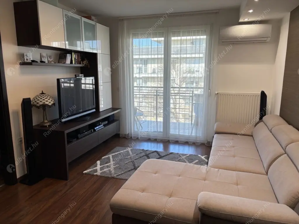 Kiadó albérlet 490000 Ft/hó áron: Budapest, XIII. kerület  Petneházy utca. Mérete: 80 nm, 4 szobás | Alberlet.hu - 6583543