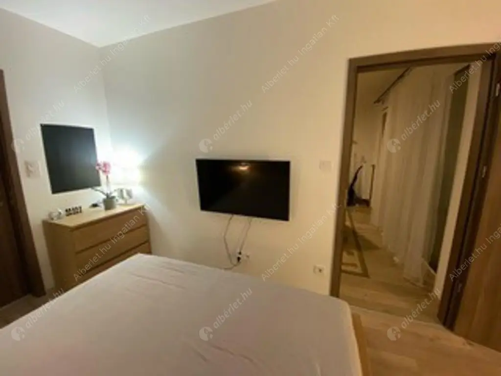 Kiadó albérlet 530000 Ft/hó áron: Budapest, XIII. kerület  Petneházy utca. Mérete: 82 nm, 4 szobás | Alberlet.hu - 6613672