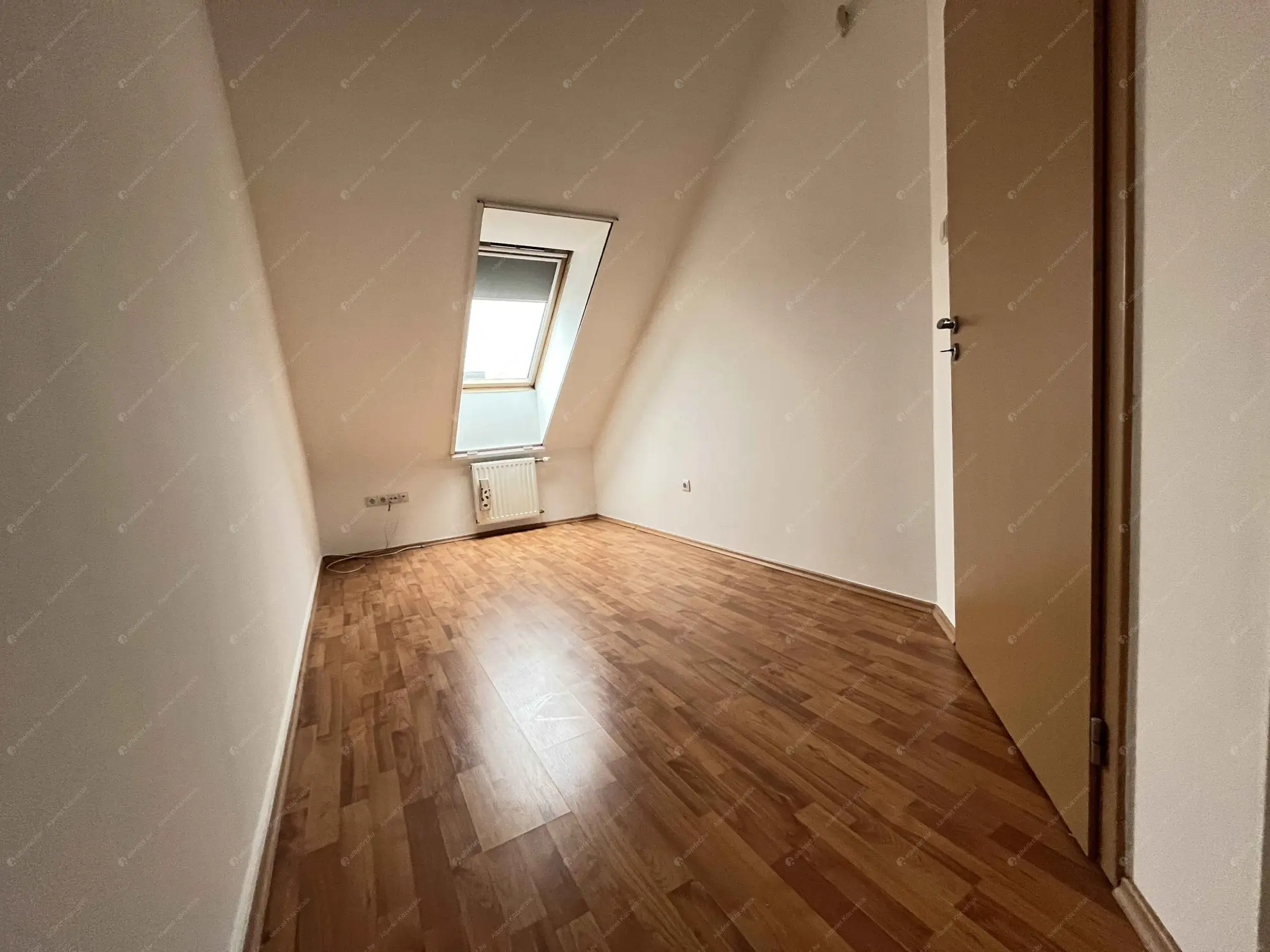 Kiadó albérlet 400000 Ft/hó áron: Budapest, XIII. kerület  Petneházy utca. Mérete: 90 nm, 2 szobás | Alberlet.hu - 6607002