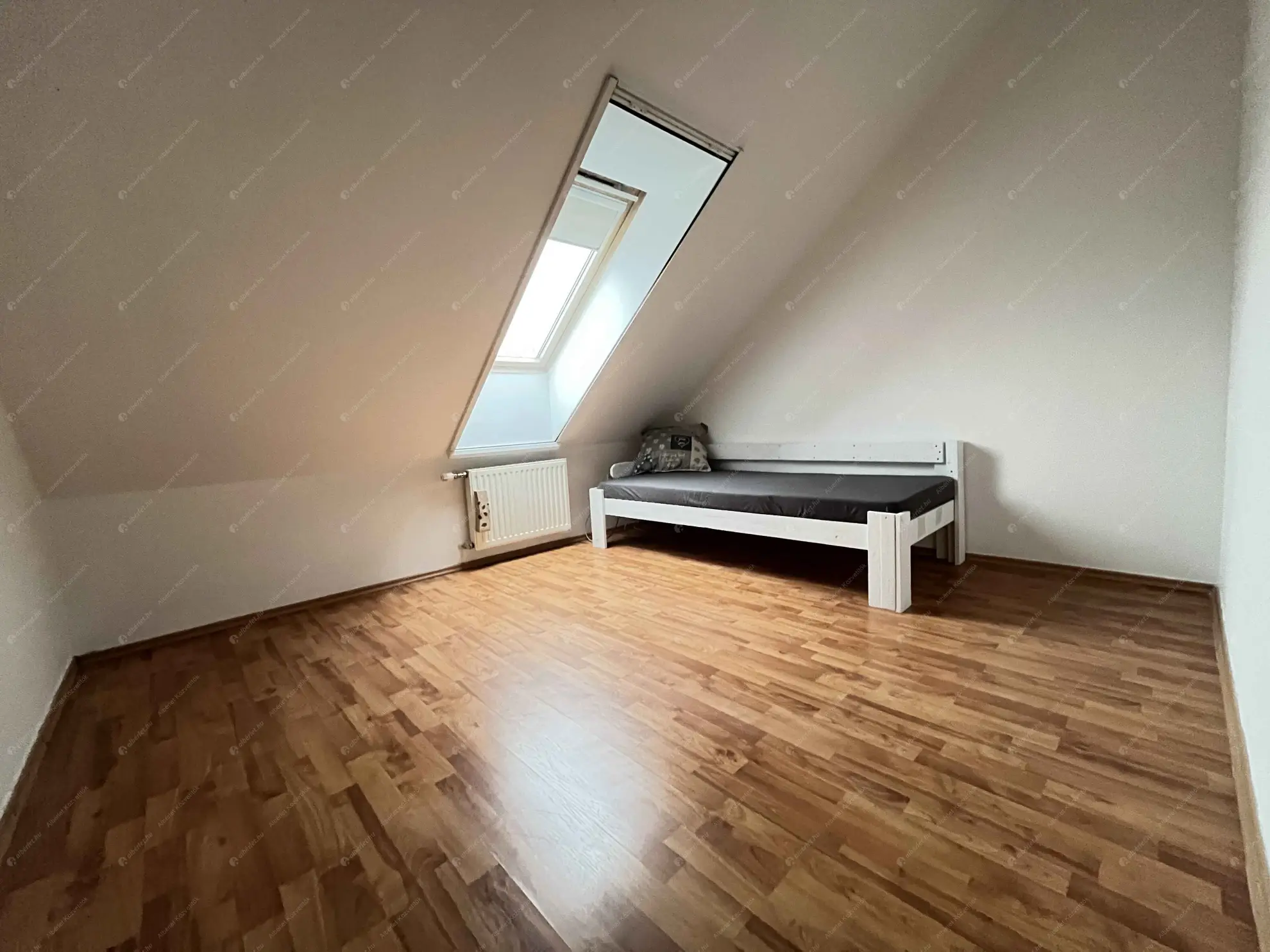 Kiadó albérlet 400000 Ft/hó áron: Budapest, XIII. kerület  Petneházy utca. Mérete: 90 nm, 2 szobás | Alberlet.hu - 6607007