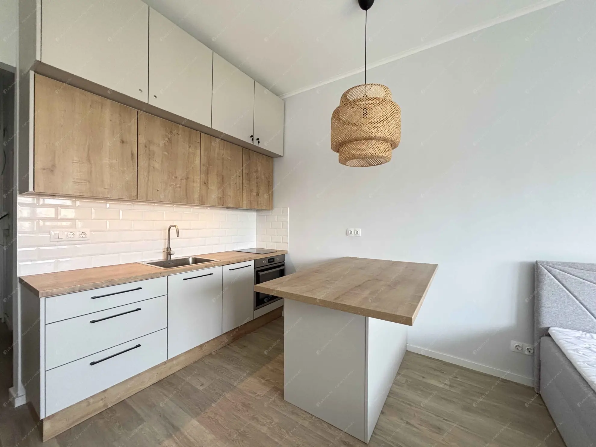 Kiadó albérlet 180000 Ft/hó áron: Budapest, XIII. kerület  Pozsonyi út. Mérete: 27 nm, 1 szobás | Alberlet.hu - 6593433