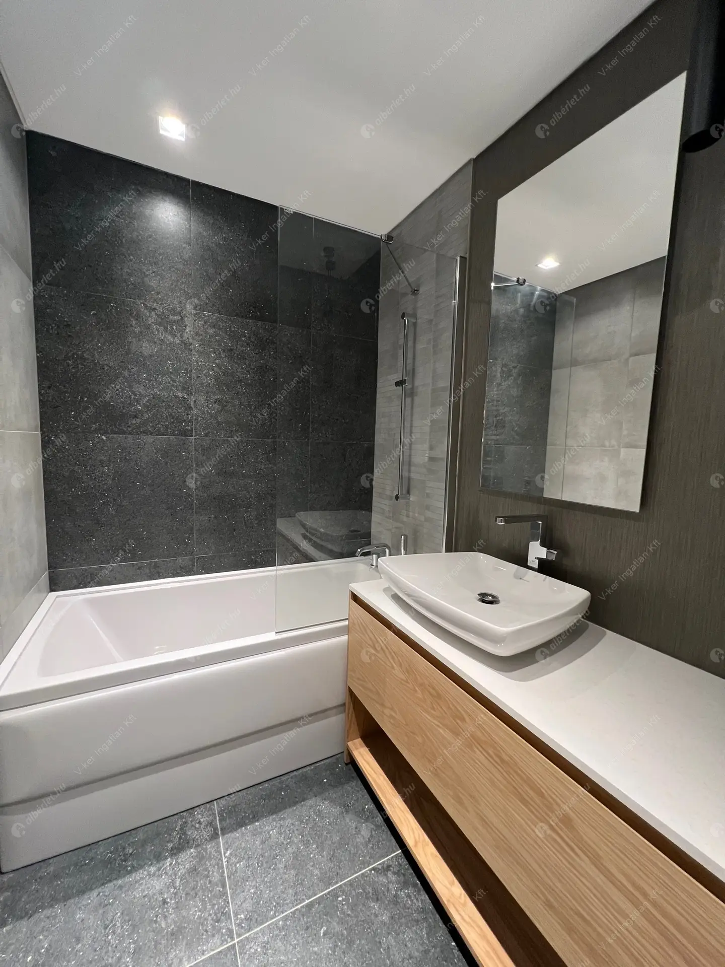 Kiadó albérlet 410000 Ft/hó áron: Budapest, XIII. kerület  Pozsonyi út. Mérete: 50 nm, 2 szobás | Alberlet.hu - 6463204