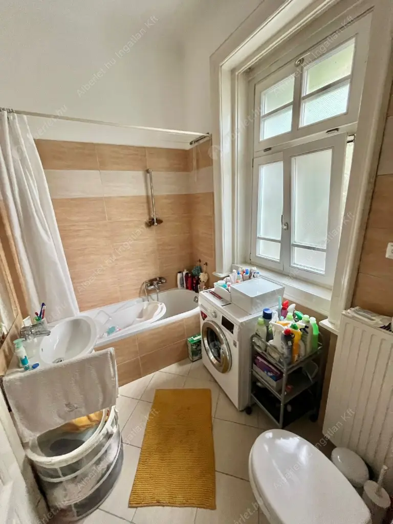 Kiadó albérlet 379000 Ft/hó áron: Budapest, XIII. kerület  Pozsonyi út. Mérete: 84 nm, 2 szobás | Alberlet.hu - 6573490