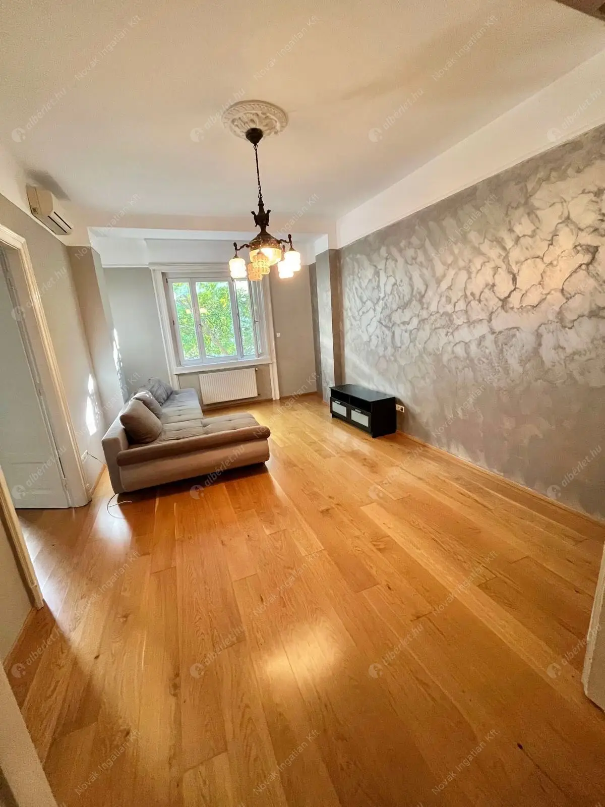 Kiadó albérlet 350000 Ft/hó áron: Budapest, XIII. kerület  Pozsonyi út. Mérete: 84 nm, 2 szobás | Alberlet.hu - 6584881