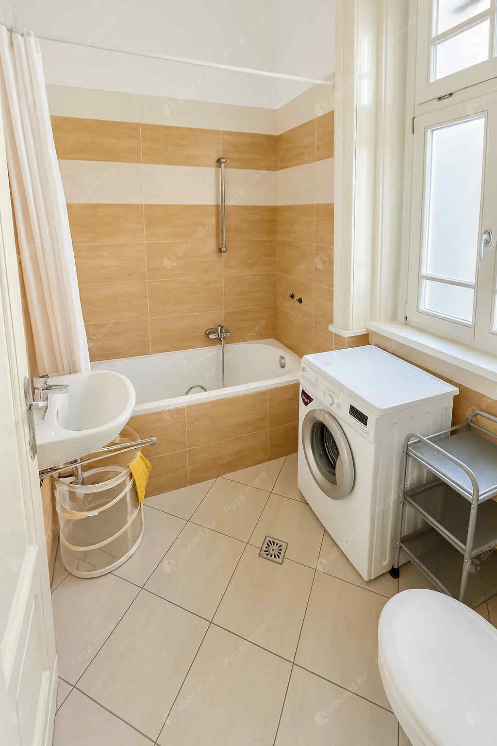 Kiadó albérlet 365000 Ft/hó áron: Budapest, XIII. kerület  Pozsonyi út. Mérete: 84 nm, 2 szobás | Alberlet.hu - 6585776