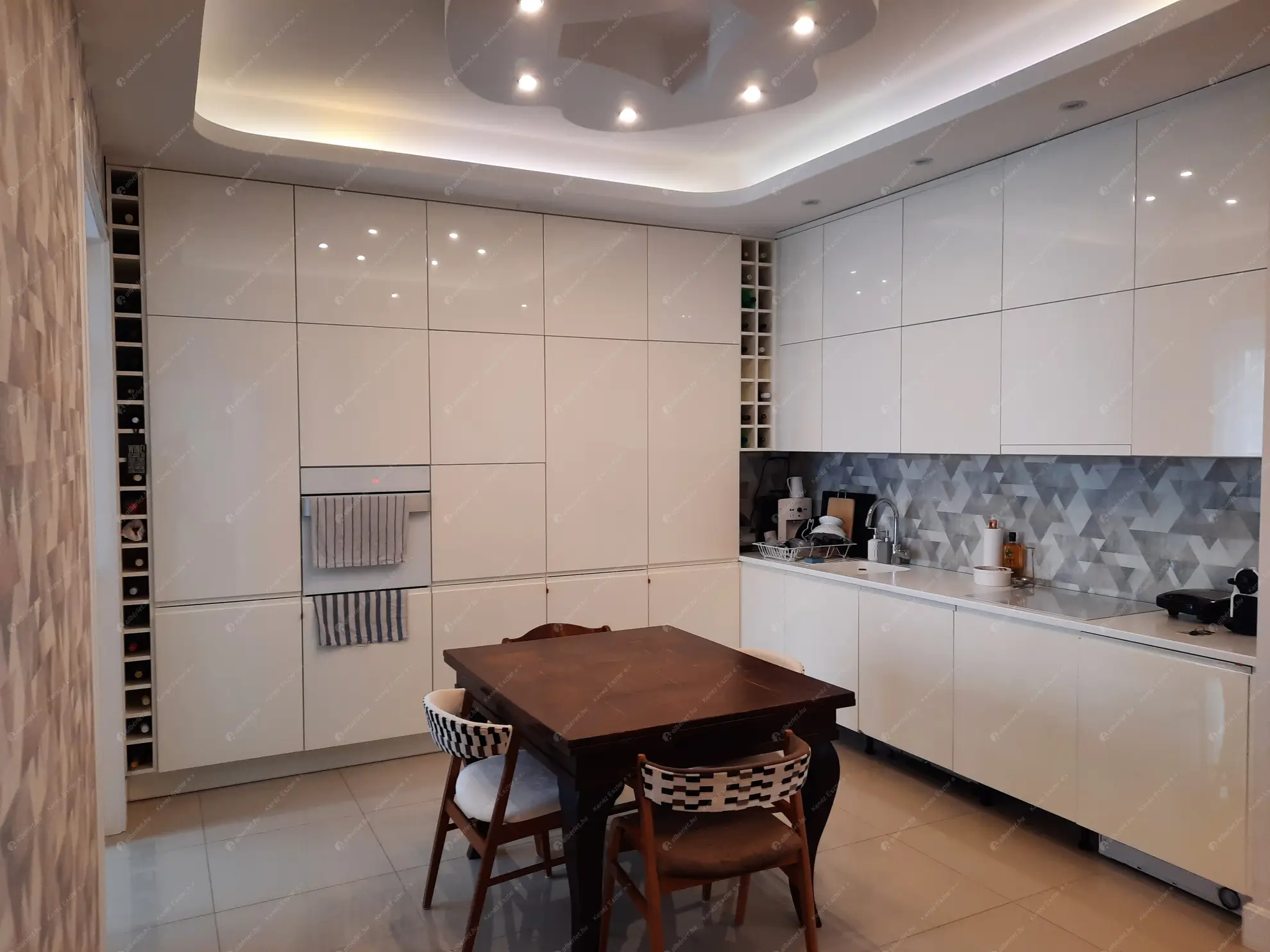 Kiadó albérlet 520000 Ft/hó áron: Budapest, XIII. kerület  Pozsonyi út. Mérete: 86 nm, 4 szobás | Alberlet.hu - 6569602