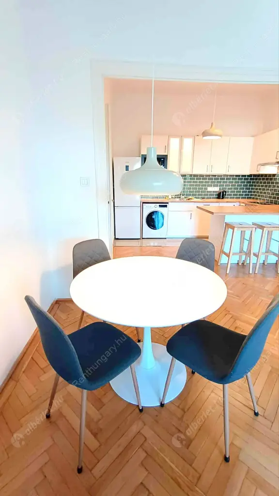 Kiadó albérlet 490000 Ft/hó áron: Budapest, XIII. kerület  Pozsonyi út. Mérete: 93 nm, 3 szobás | Alberlet.hu - 6574588