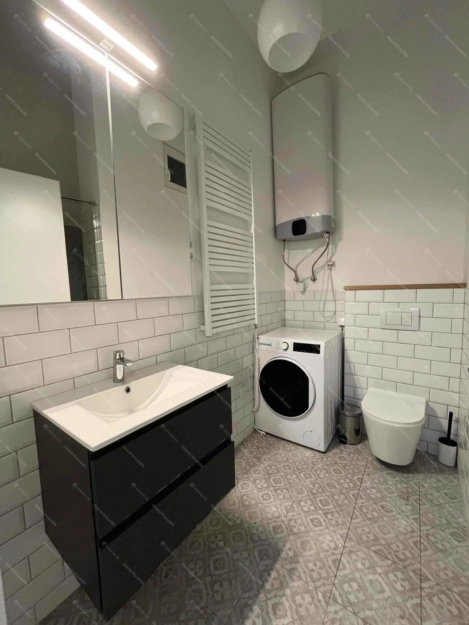 Kiadó albérlet 210000 Ft/hó áron: Budapest, XIII. kerület  Radnóti Miklós utca. Mérete: 26 nm, 1 szobás | Alberlet.hu - 6643581