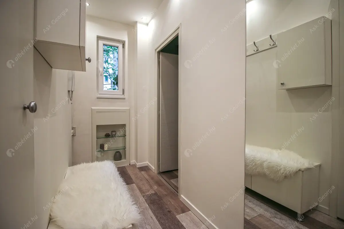 Kiadó albérlet 240000 Ft/hó áron: Budapest, XIII. kerület  Radnóti Miklós utca. Mérete: 42 nm, 2 szobás | Alberlet.hu - 6605266