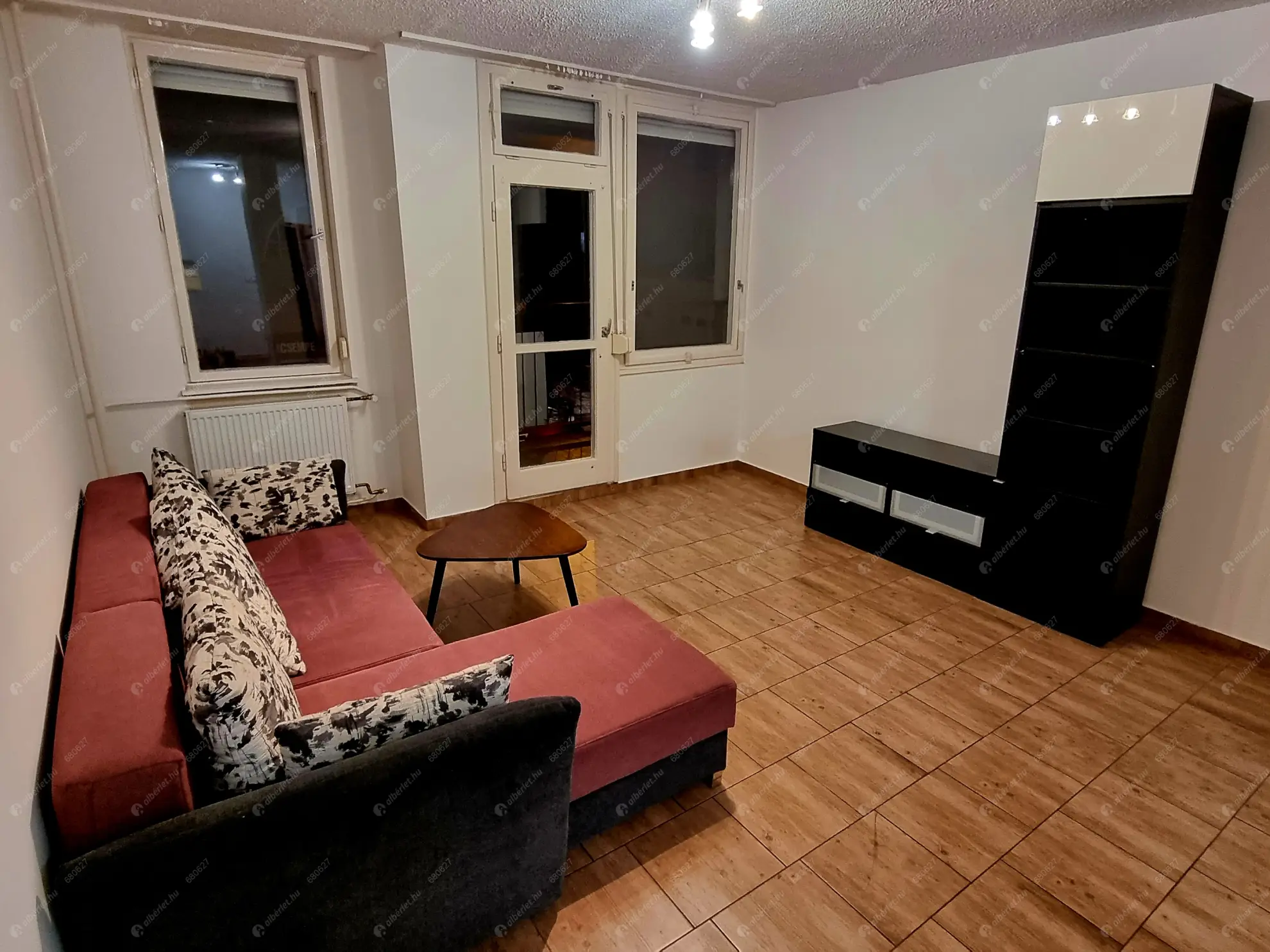 Kiadó albérlet 330000 Ft/hó áron: Budapest, XIII. kerület  Radnóti Miklós utca. Mérete: 65 nm, 2 szobás | Alberlet.hu - 6623537