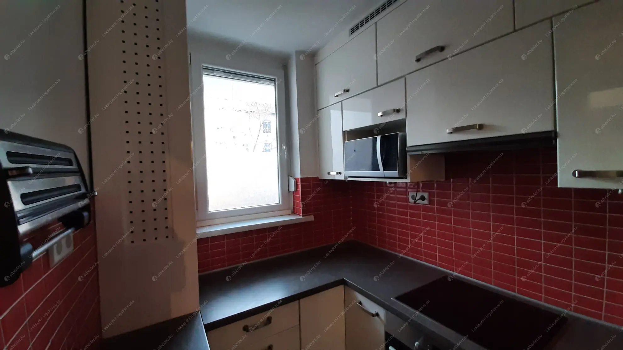 Kiadó albérlet 350000 Ft/hó áron: Budapest, XIII. kerület  Radnóti Miklós utca. Mérete: 65 nm, 2 szobás | Alberlet.hu - 6599393