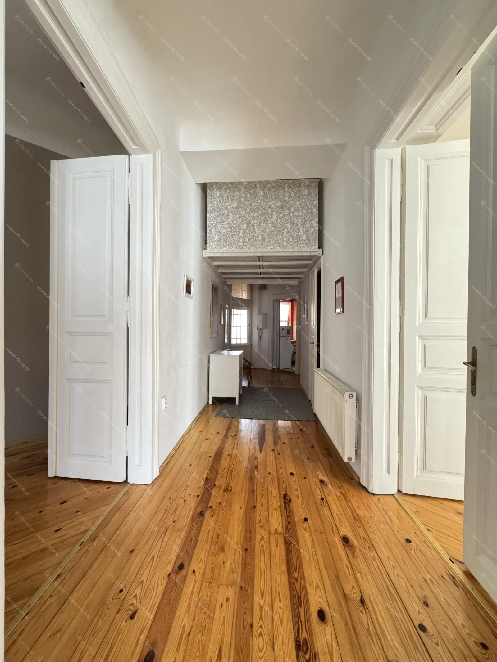 Kiadó albérlet 350000 Ft/hó áron: Budapest, XIII. kerület  Radnóti Miklós utca. Mérete: 75 nm, 3 szobás | Alberlet.hu - 6676397