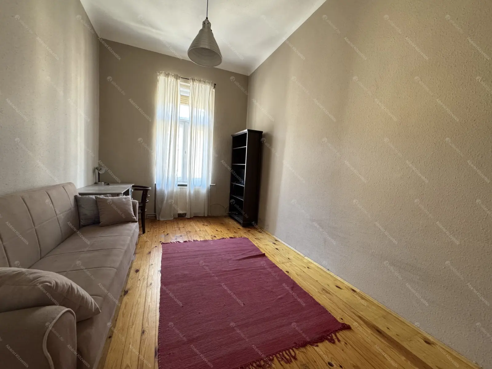 Kiadó albérlet 350000 Ft/hó áron: Budapest, XIII. kerület  Radnóti Miklós utca. Mérete: 75 nm, 3 szobás | Alberlet.hu - 6676405