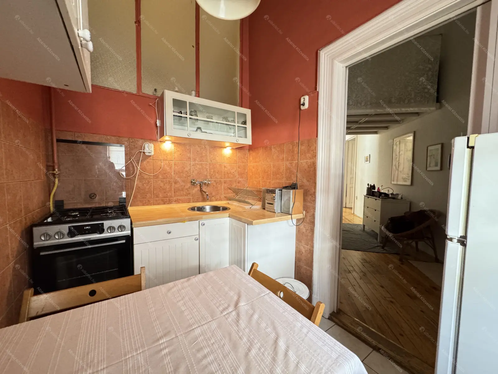 Kiadó albérlet 350000 Ft/hó áron: Budapest, XIII. kerület  Radnóti Miklós utca. Mérete: 75 nm, 3 szobás | Alberlet.hu - 6676407