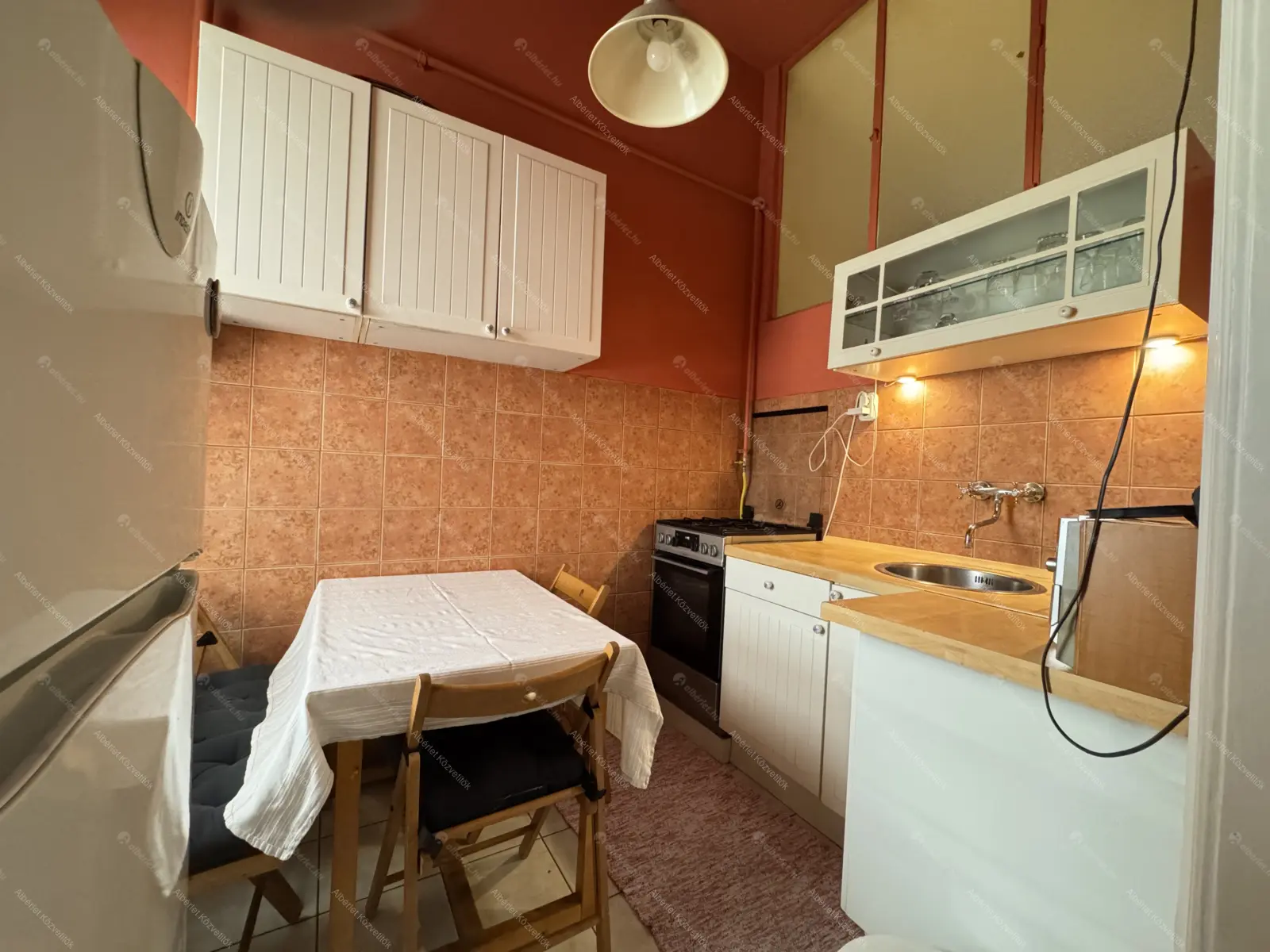 Kiadó albérlet 350000 Ft/hó áron: Budapest, XIII. kerület  Radnóti Miklós utca. Mérete: 75 nm, 3 szobás | Alberlet.hu - 6676408