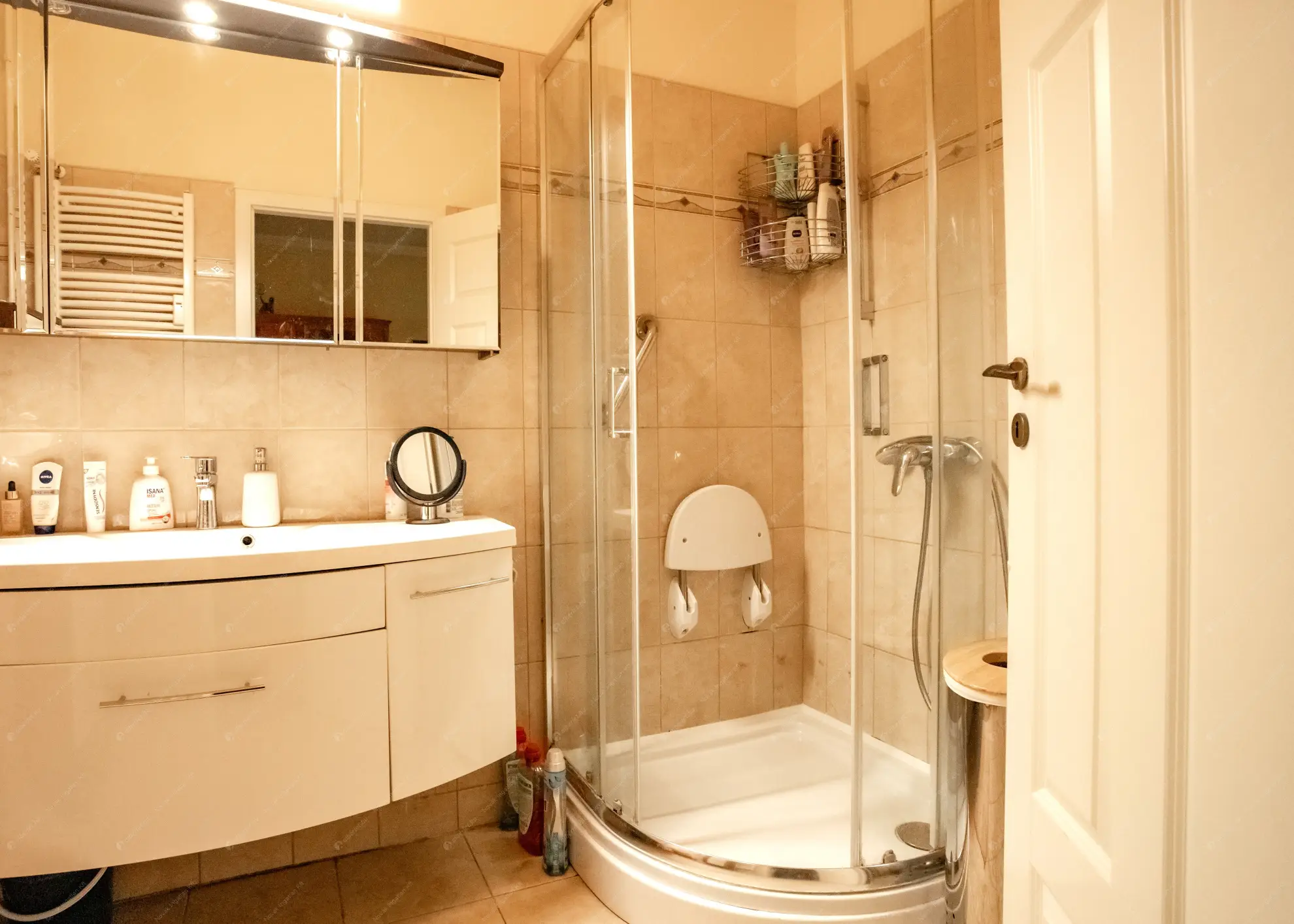 Kiadó albérlet 390000 Ft/hó áron: Budapest, XIII. kerület  Radnóti Miklós utca. Mérete: 89 nm, 2 szobás | Alberlet.hu - 6621977