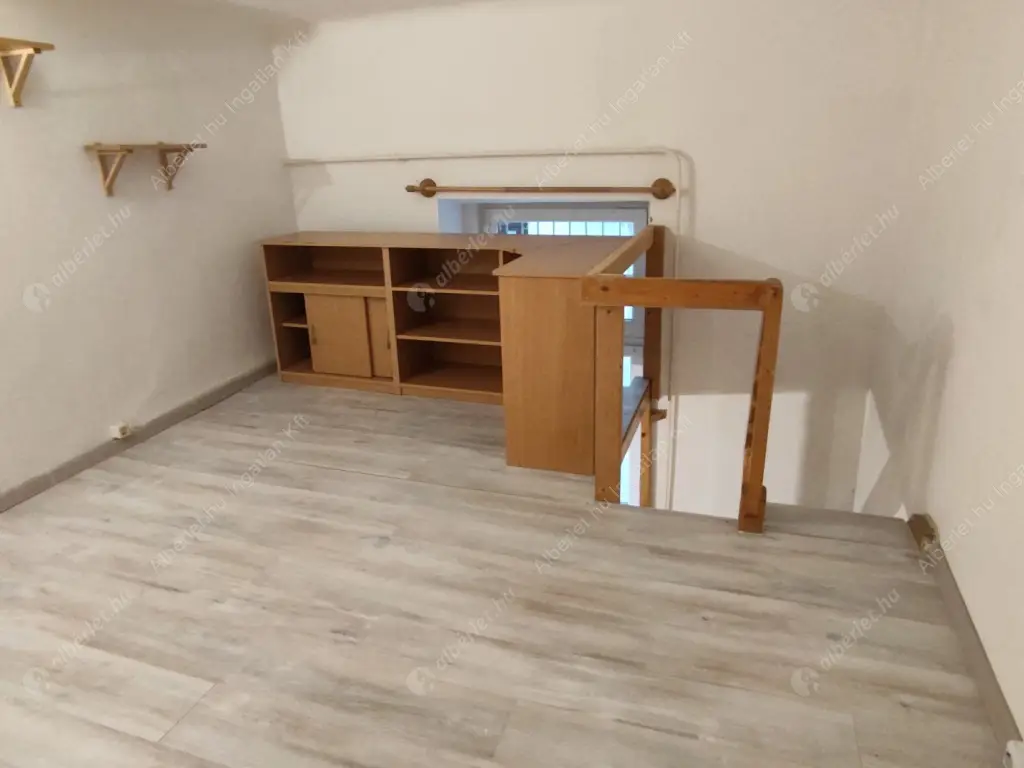 Kiadó albérlet 185000 Ft/hó áron: Budapest, XIII. kerület  Róbert Károly körút. Mérete: 25 nm, 1 szobás | Alberlet.hu - 6634783