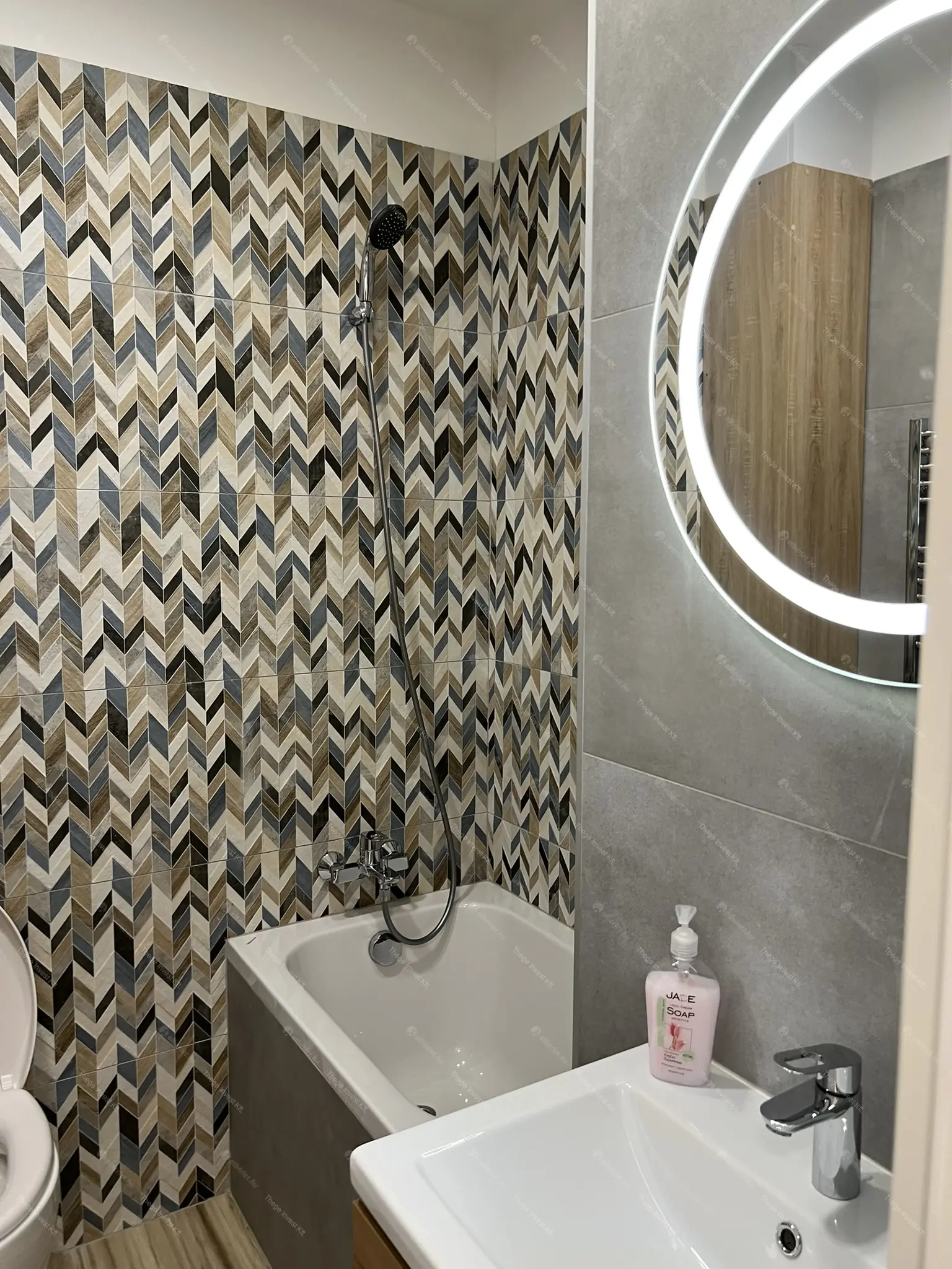 Kiadó albérlet 250000 Ft/hó áron: Budapest, XIII. kerület  Róbert Károly körút. Mérete: 37 nm, 1 szobás | Alberlet.hu - 6666244