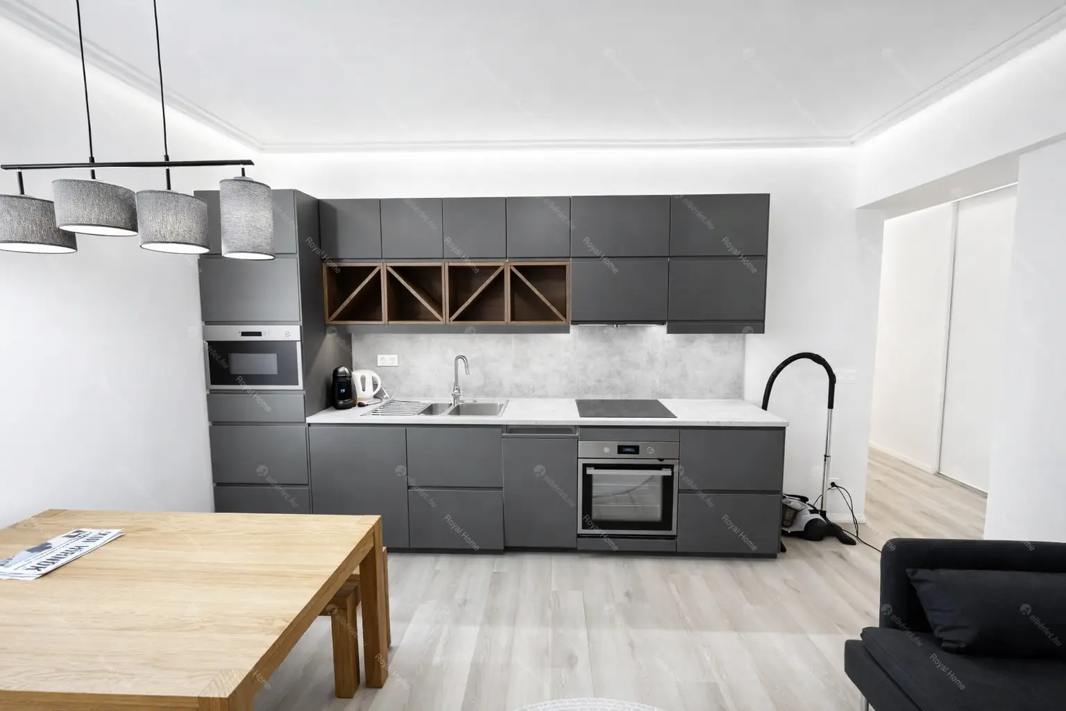 Kiadó albérlet 250000 Ft/hó áron: Budapest, XIII. kerület  Róbert Károly körút. Mérete: 37 nm, 1 szobás | Alberlet.hu - 6677776