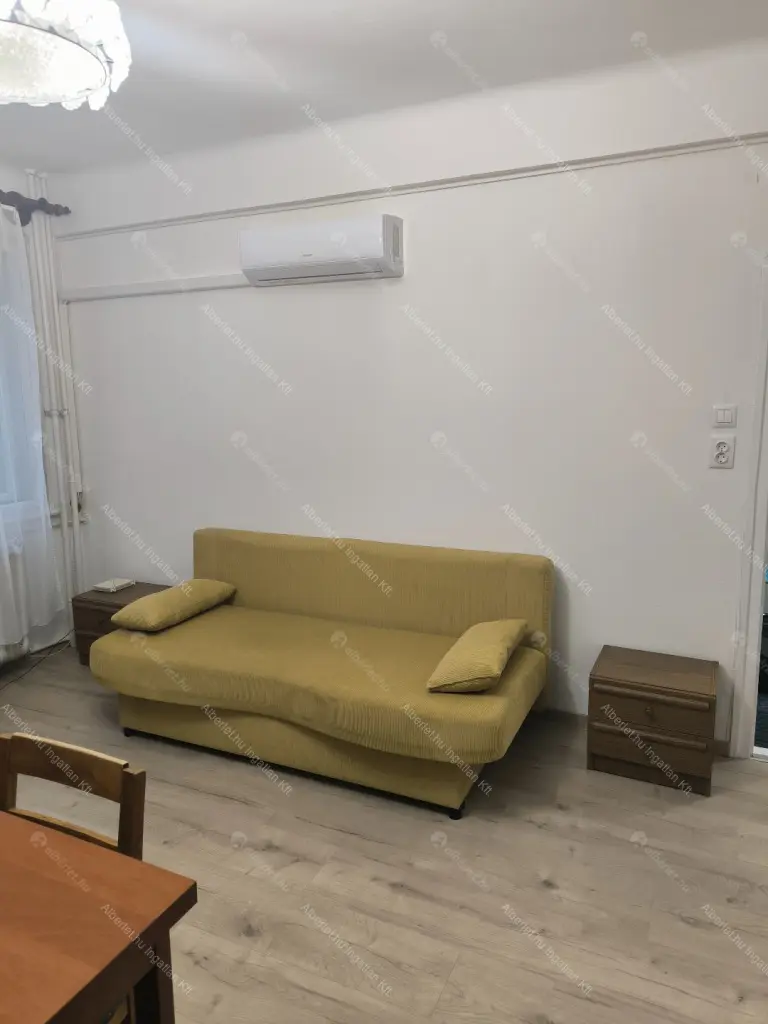 Kiadó albérlet 210000 Ft/hó áron: Budapest, XIII. kerület  Róbert Károly körút. Mérete: 42 nm, 1 szobás | Alberlet.hu - 6663573